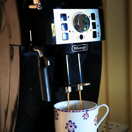 Provençal, Spacieux&réconfortant, Emplacement Sûr Au Cœur Du Parc Des Calanques, Salon Et Clim, Lit Confortable, Cuisine équipée Avec Lave-vaisselle Et Lave-linge, Garage, Jardin, Piscine Privés, Inclus Linge, Bureau, Wifi, Netflix, Sans St Appartamento Cassis