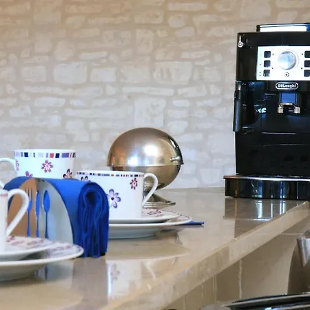 Spacieux, Climatise, Confortable, Garage Prive, Piscine , Cuisine Equipe Appartement