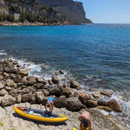 Apartment Spacieux, Climatise, Confortable, Garage Prive, Piscine , Cuisine Equipe